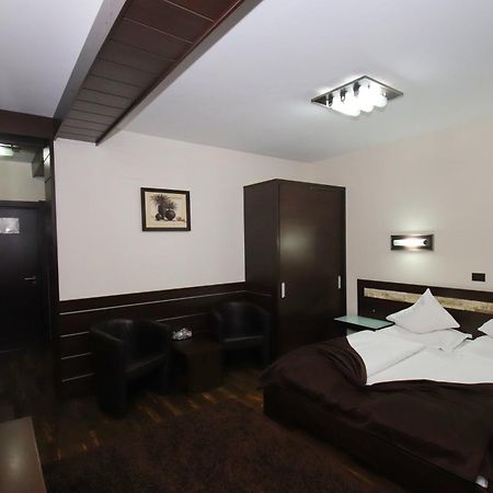 Complex Cochet Hotel Busteni Ngoại thất bức ảnh