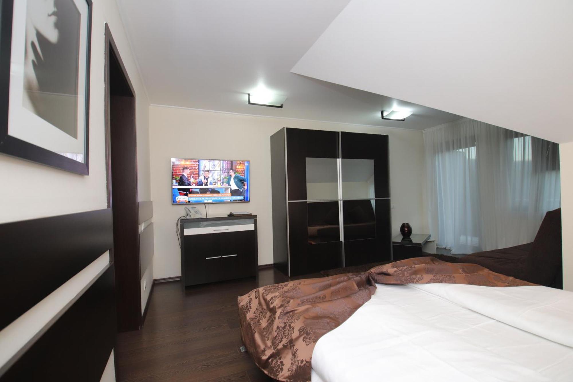 Complex Cochet Hotel Busteni Ngoại thất bức ảnh