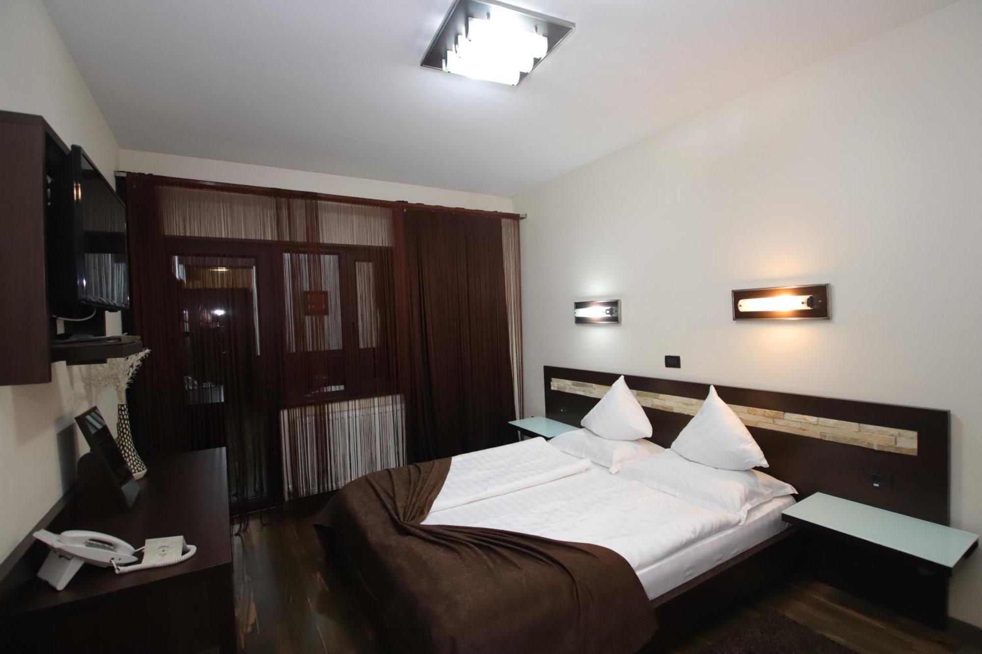 Complex Cochet Hotel Busteni Ngoại thất bức ảnh