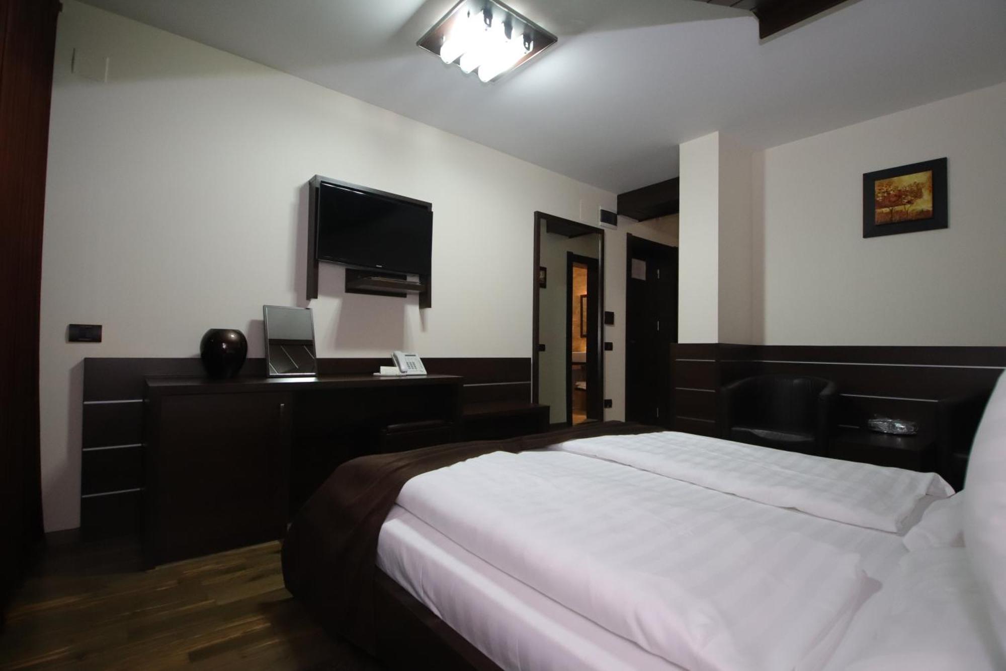 Complex Cochet Hotel Busteni Ngoại thất bức ảnh