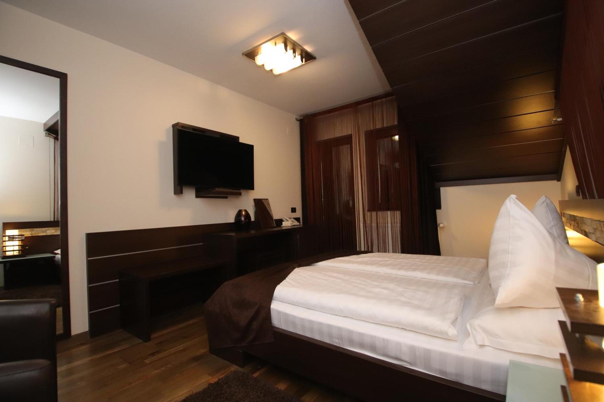Complex Cochet Hotel Busteni Ngoại thất bức ảnh