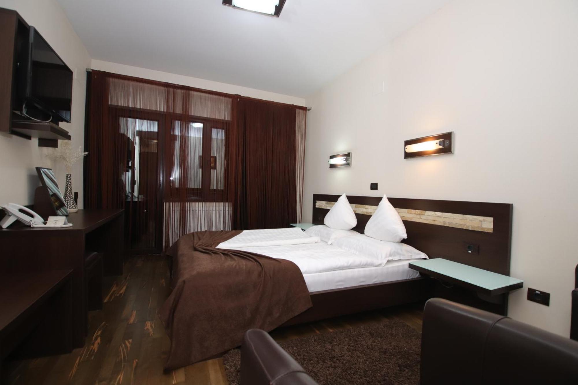 Complex Cochet Hotel Busteni Ngoại thất bức ảnh